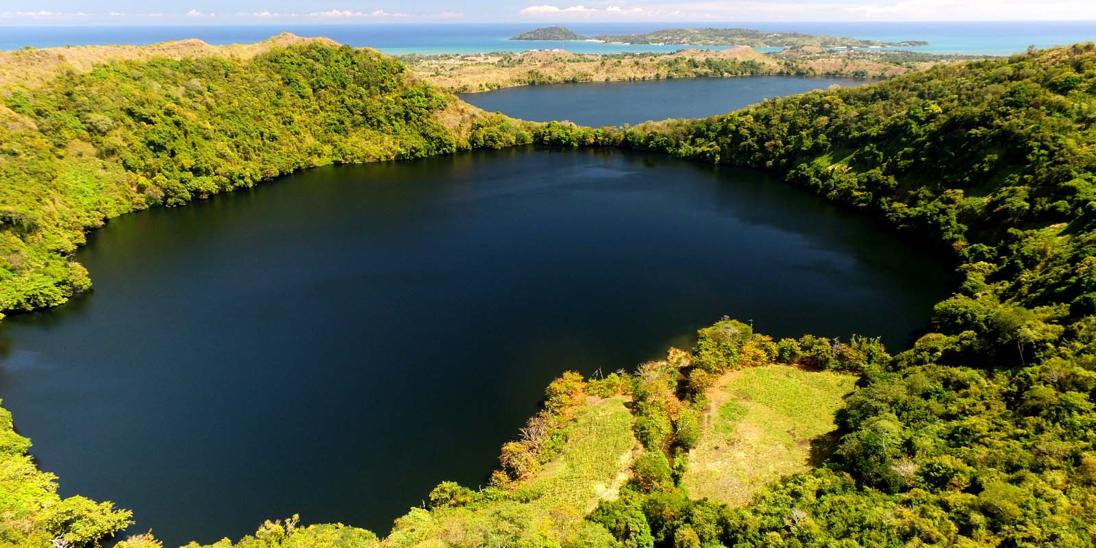 an ecolodge facing Nosy Sakatia